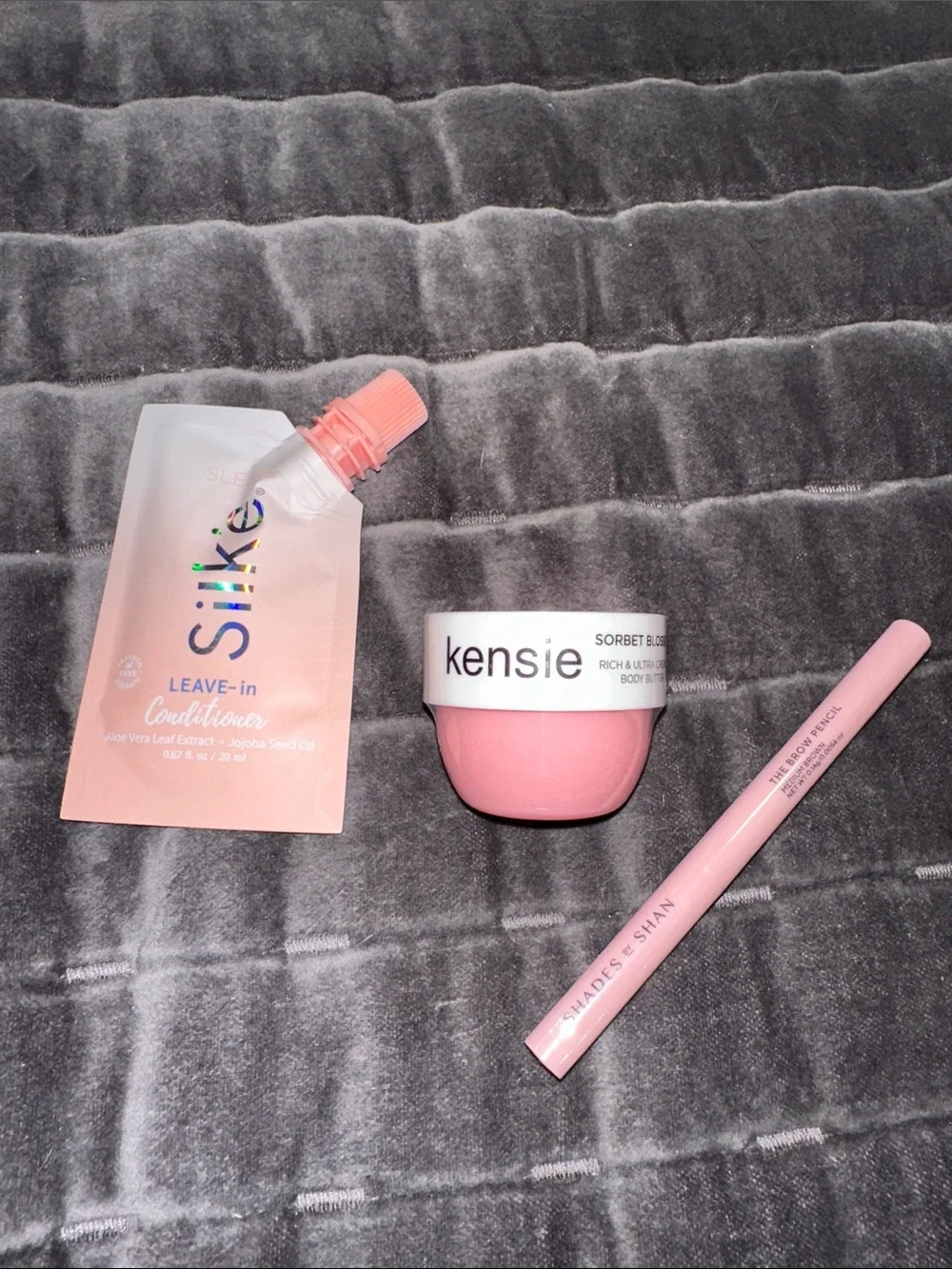 IPSY Pink Bubble Mailer + Cosmetic Bags Set